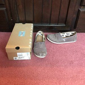 Toms Classic Ash Canvas Women's Size 7.5